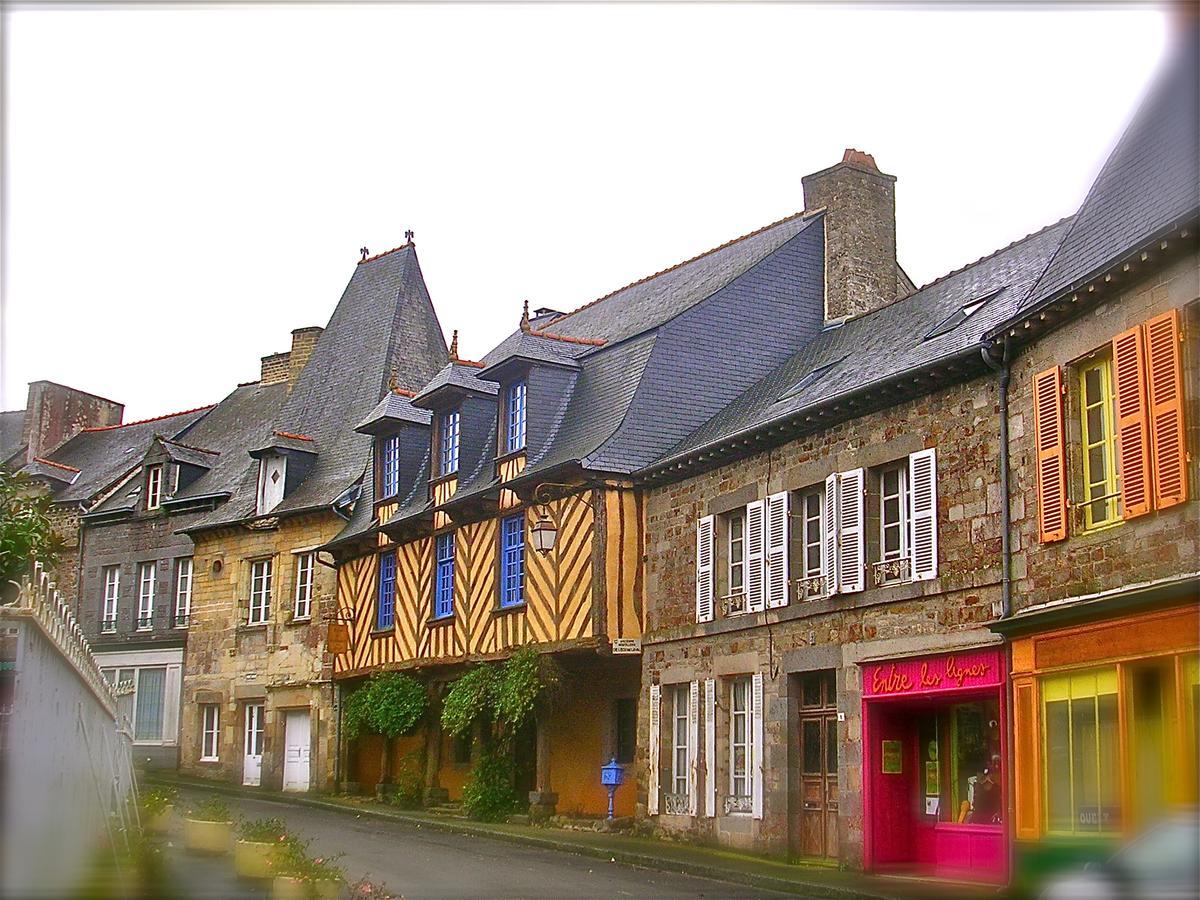 Bed and Breakfast Logis De La Filanderie Bécherel Exterior foto