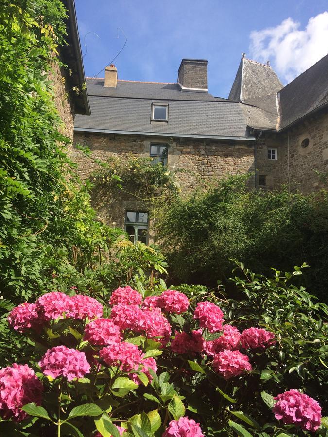Bed and Breakfast Logis De La Filanderie Bécherel Exterior foto